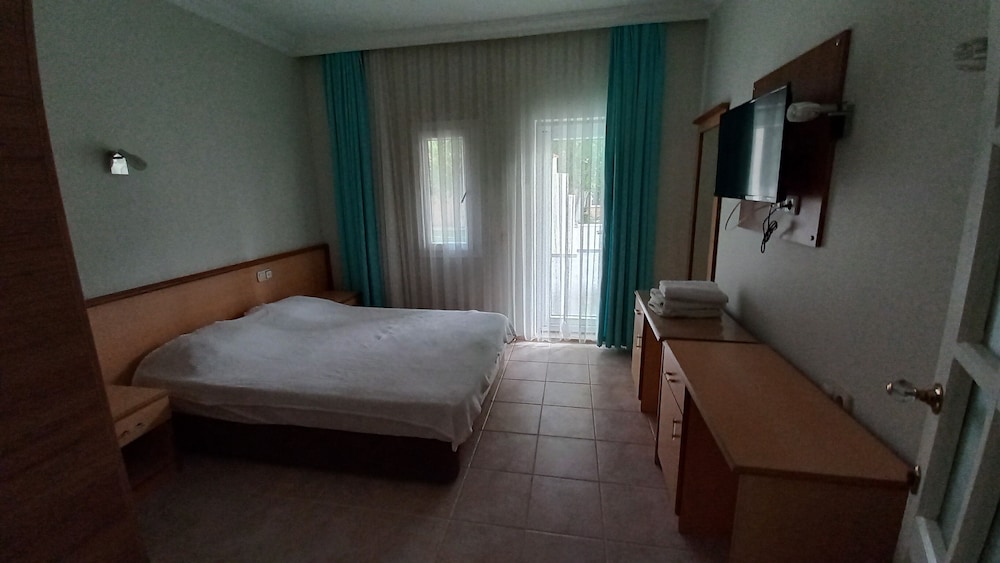 Mediterranean Apart Otel - Image 11