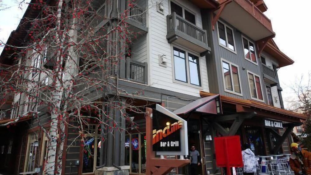CM336 and CM337 Copper Mtn Inn by RedAwning