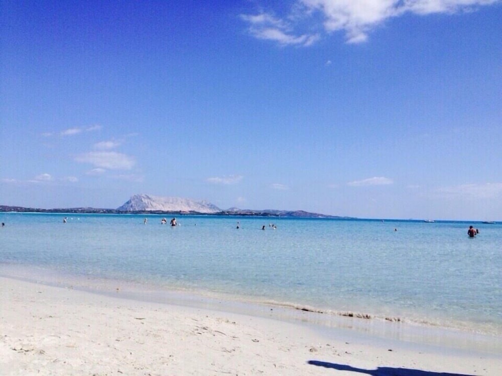 AL FARO VINTAGE HOTEL -SPIAGGIA LA CINTA-SAN TEODORO