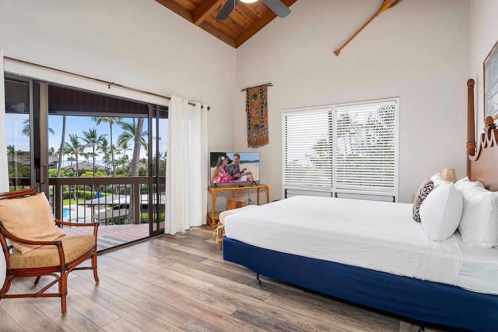Fairway & Ocean Views - Updated Top Floor - AC- Vrkcv
