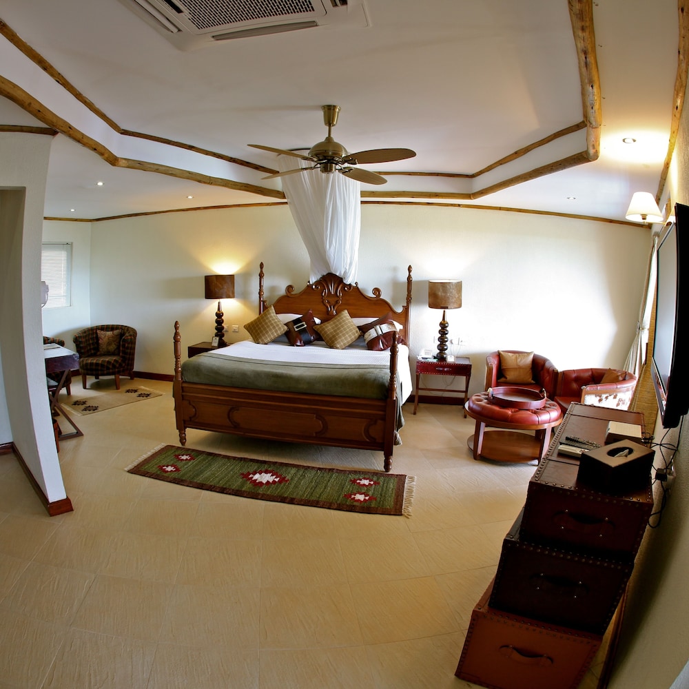 Chobe Safari Lodge | East Africa Uganda