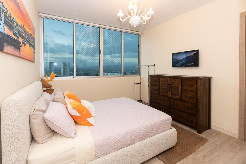 The Acomodo Penthouse Costa del Este