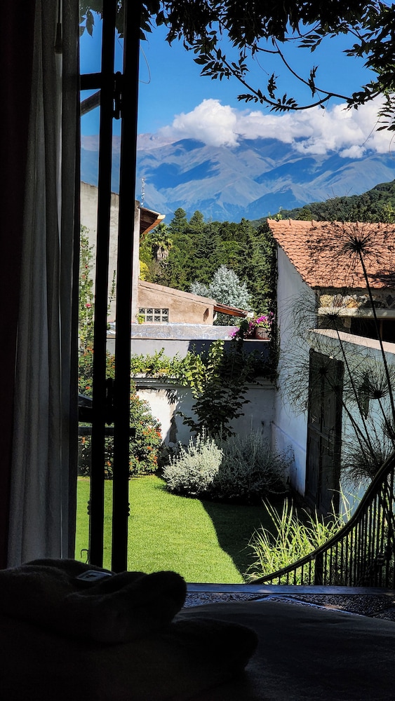 El Cerquero, Guest House