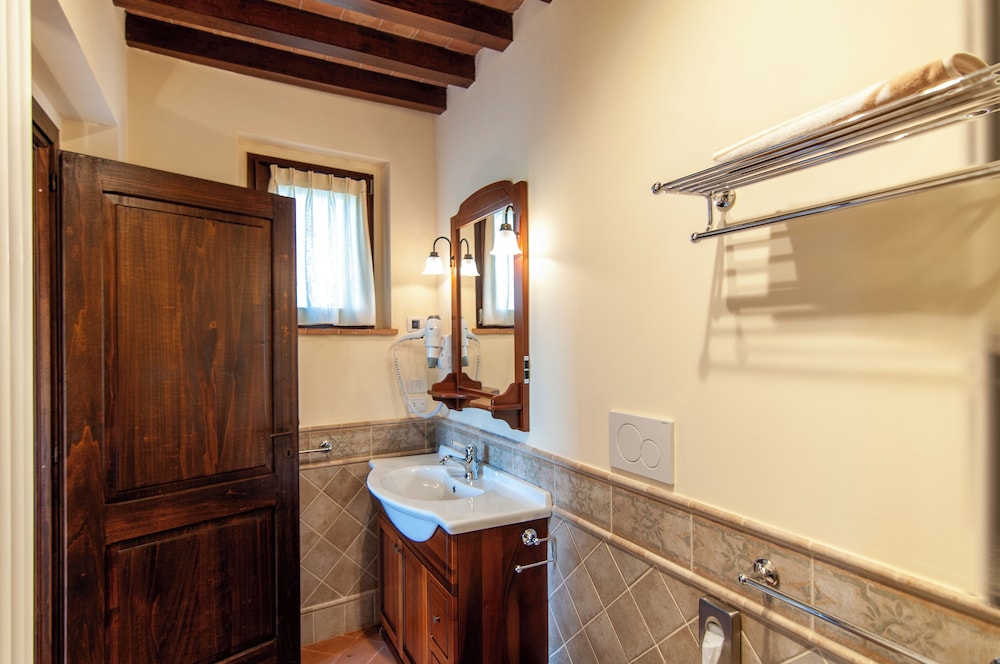 Borgo Sant'Apollinare Resort