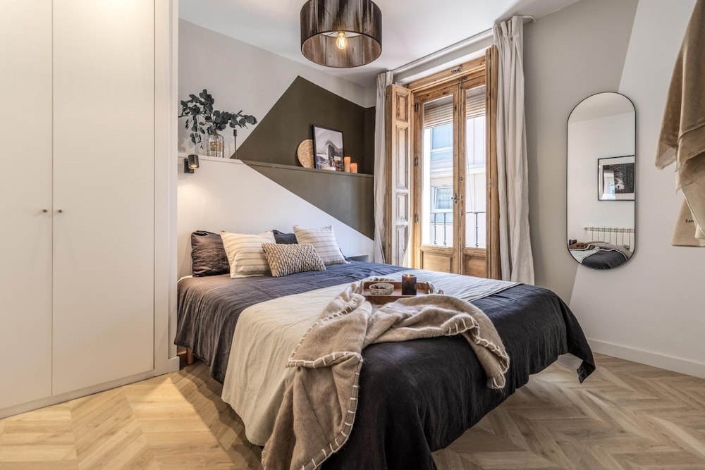 Ainsa - 4 Bedrooms in Malasa a