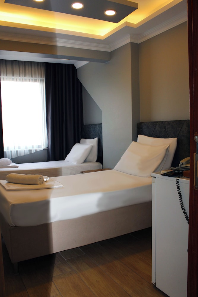 Big Life Otel - Image 82