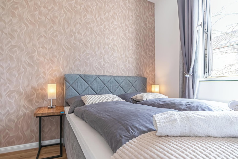 Sweet 2BR 1LR Apartment Donaustadt
