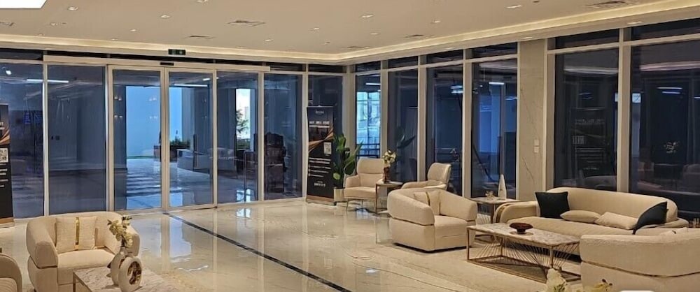 SIMPLY COMFORT Chic 3 Br Apartment with Private Pool