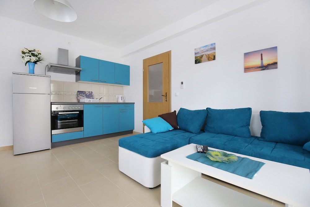 Apartments Kapetan