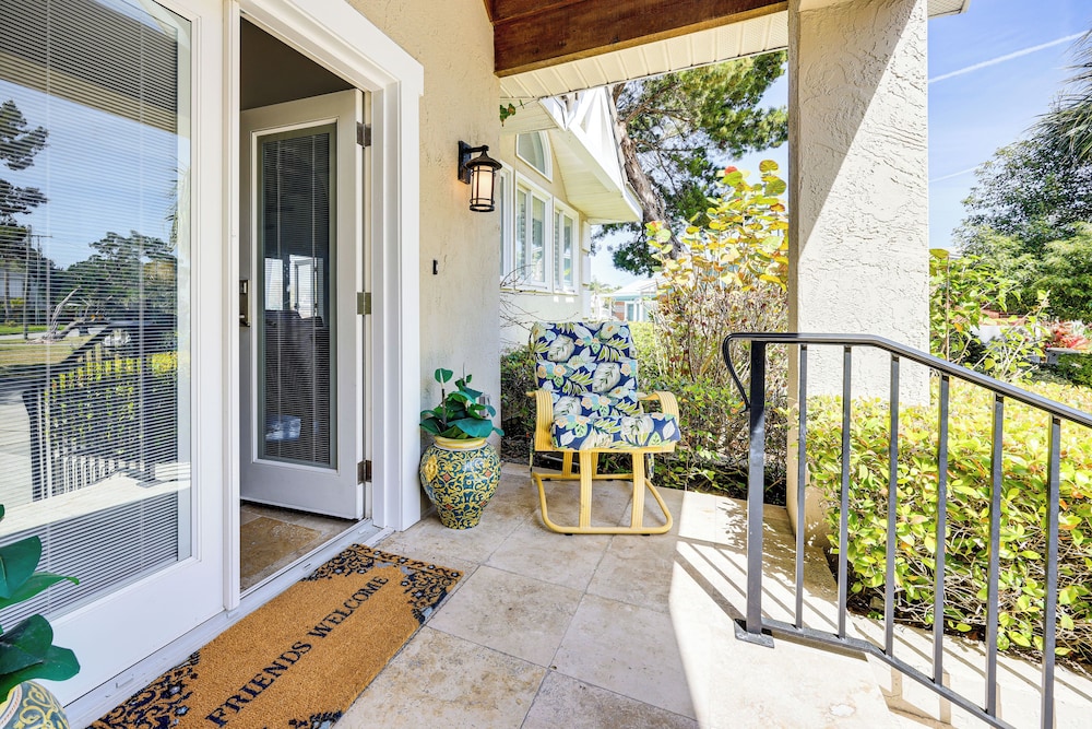 Buena Vista St Augustine: Villa w/ Pool & Dock