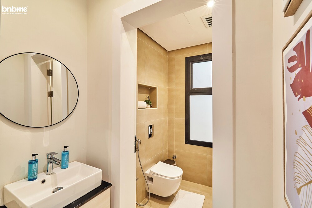 bnbmehomes-Top APT nr Kingdom Tower-B11