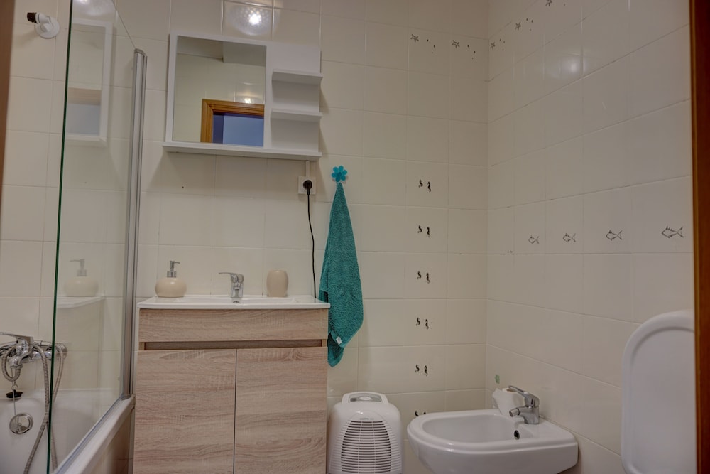 Peniche Surf Lodge - Hostel