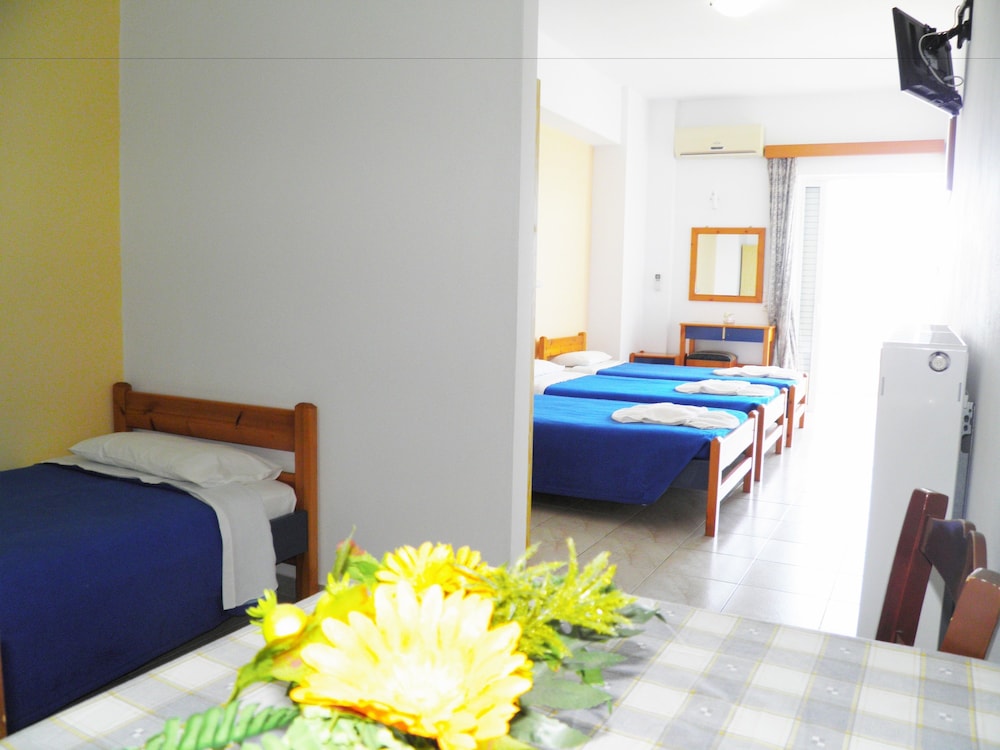 Christi Apartments