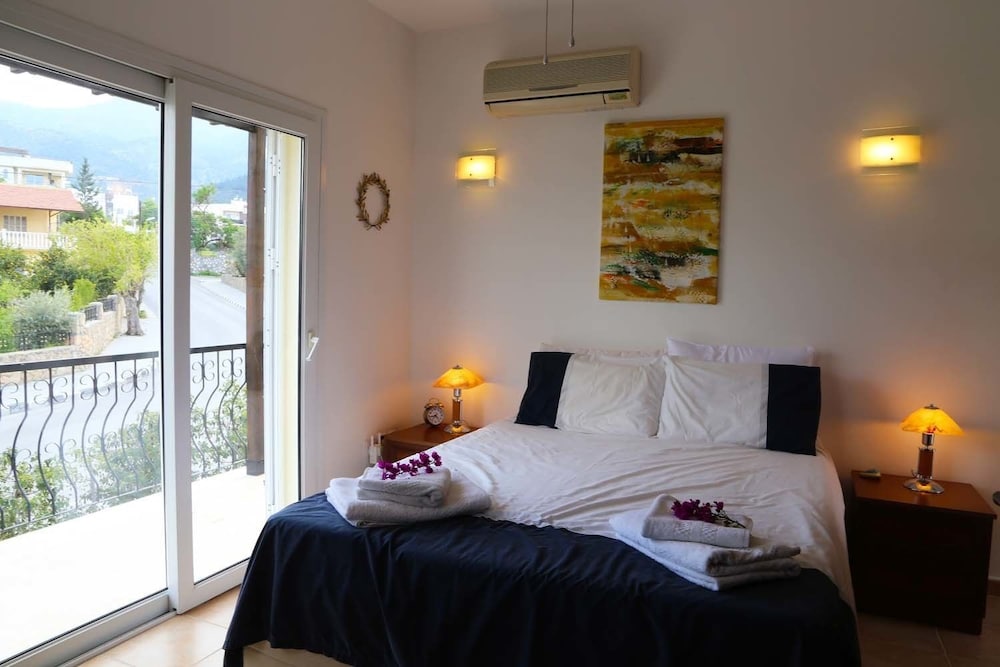 Villa Jasmine by Amy Villas view 3