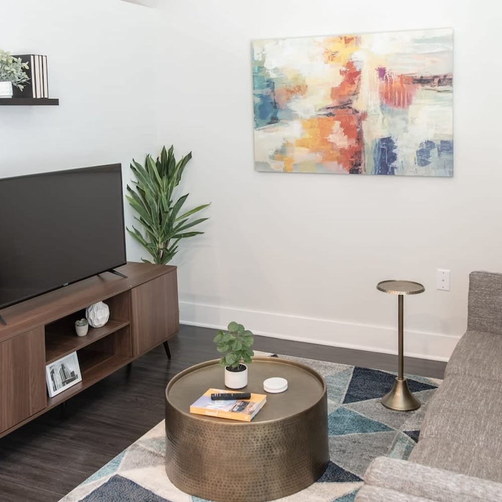 Covington Vacations - Cozysuites l Gorgeous 1BR in Downtown Cincinnati - Property Image 1