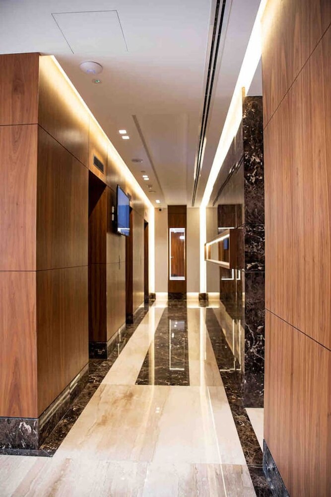 A Spectacular Suite Apartment on a new High Rise