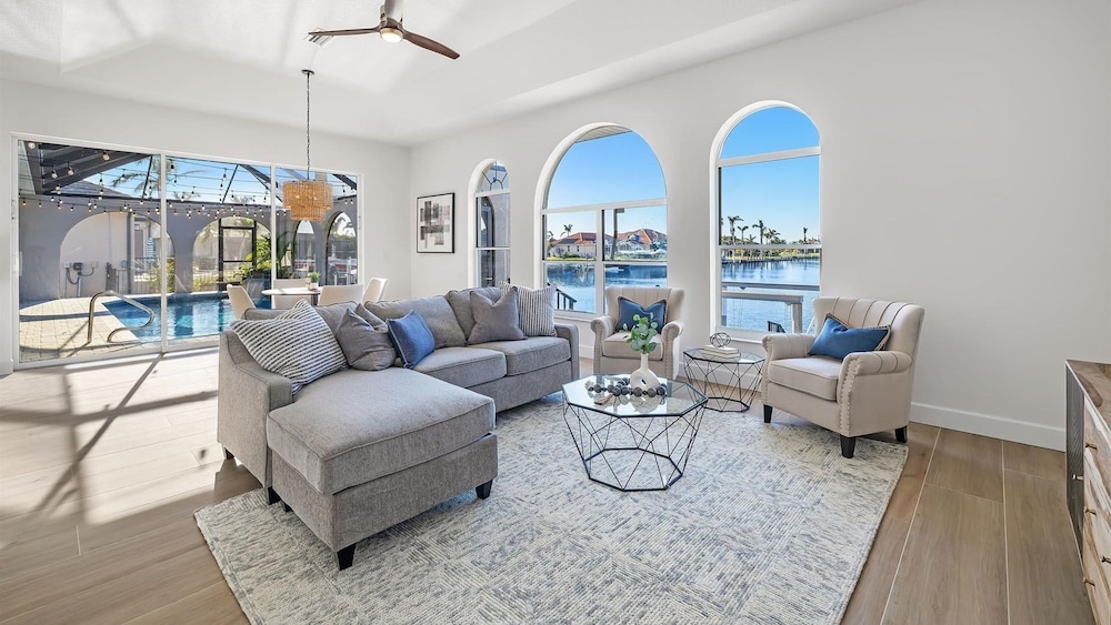 Punta Gorda Isles Vacation Home With Private Pool, Office, Canal W Dock 2 Bedroom Home