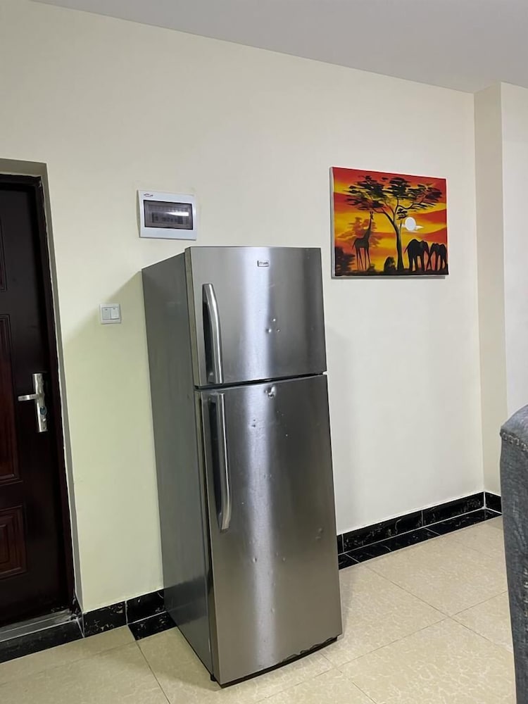 Lux Suites Mango Court Apartments