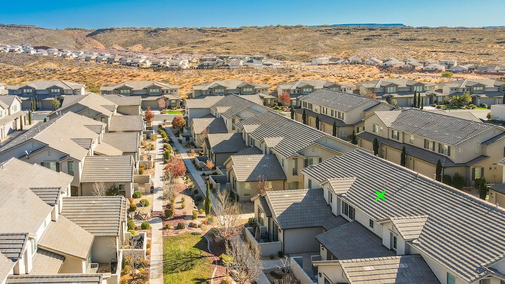 Sand Cove 3 Bedroom Townhouse
