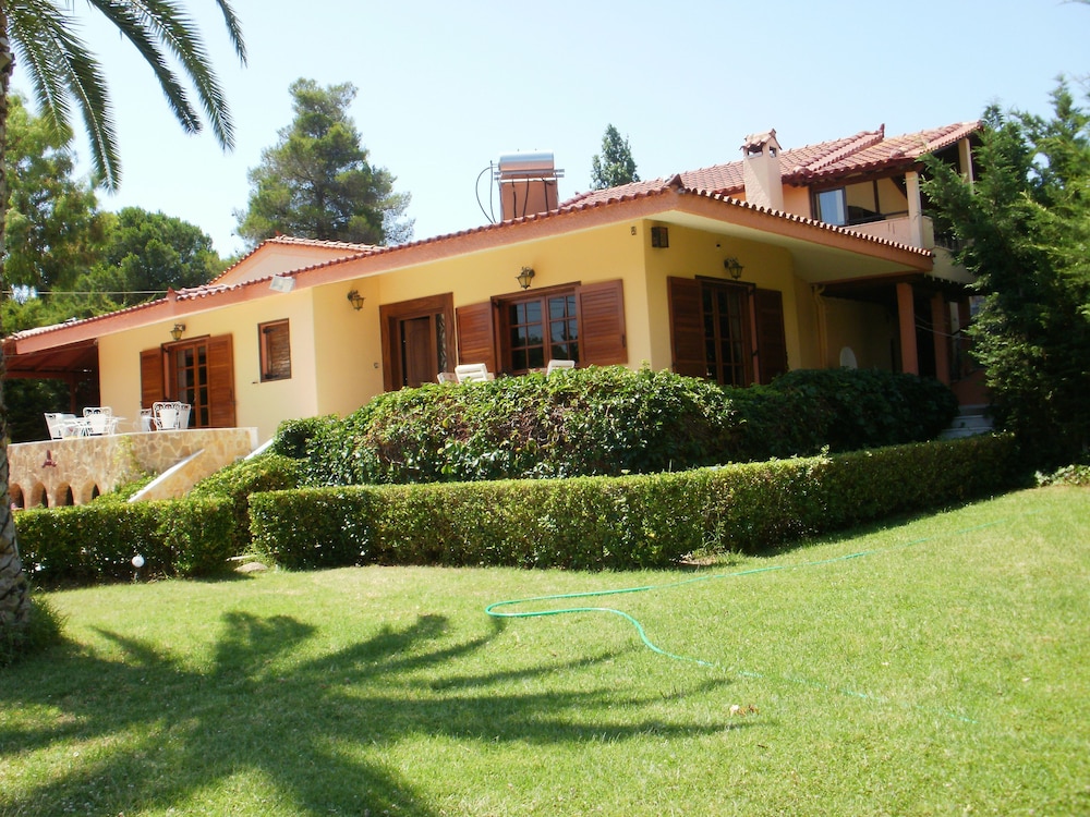 Georgie's Luxury Villa