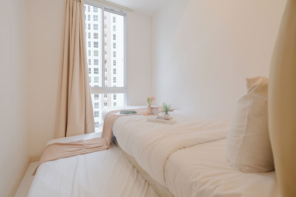 Spacious And Homey Corner 2Br Tokyo Riverside Pik 2 Apartment