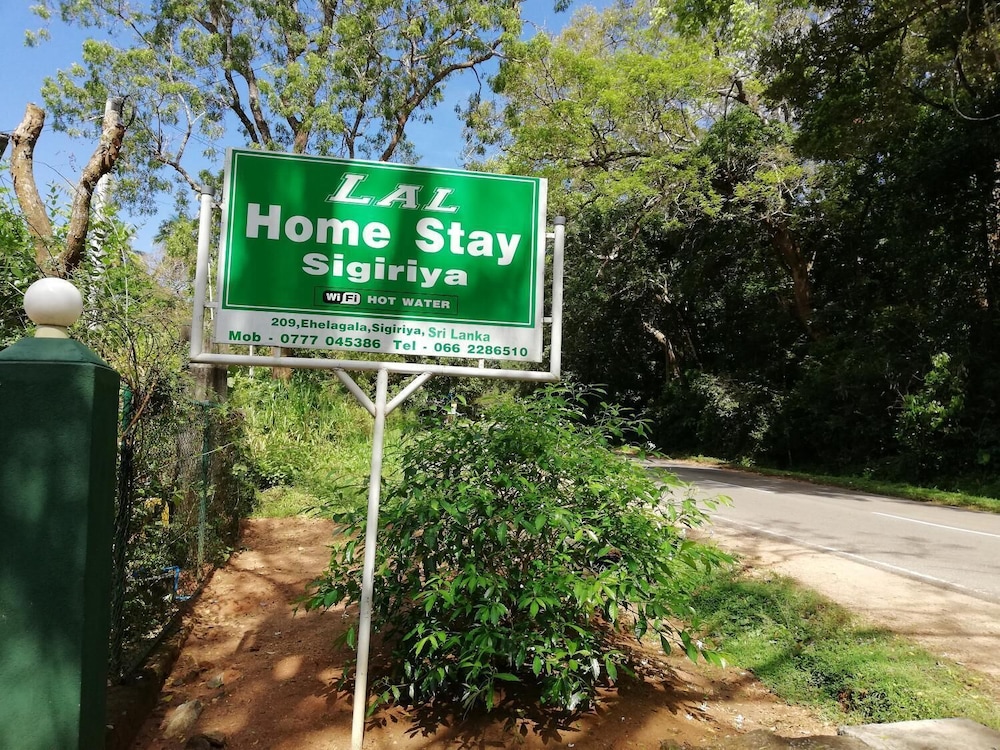 Lal HomeStay