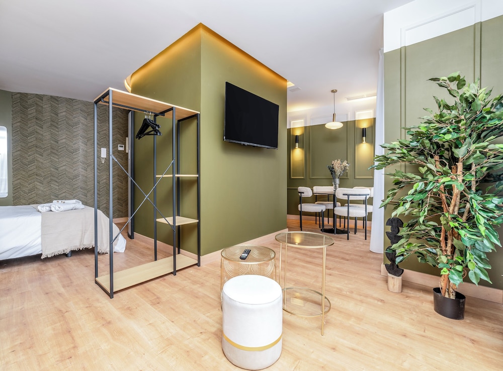 Ando apartments