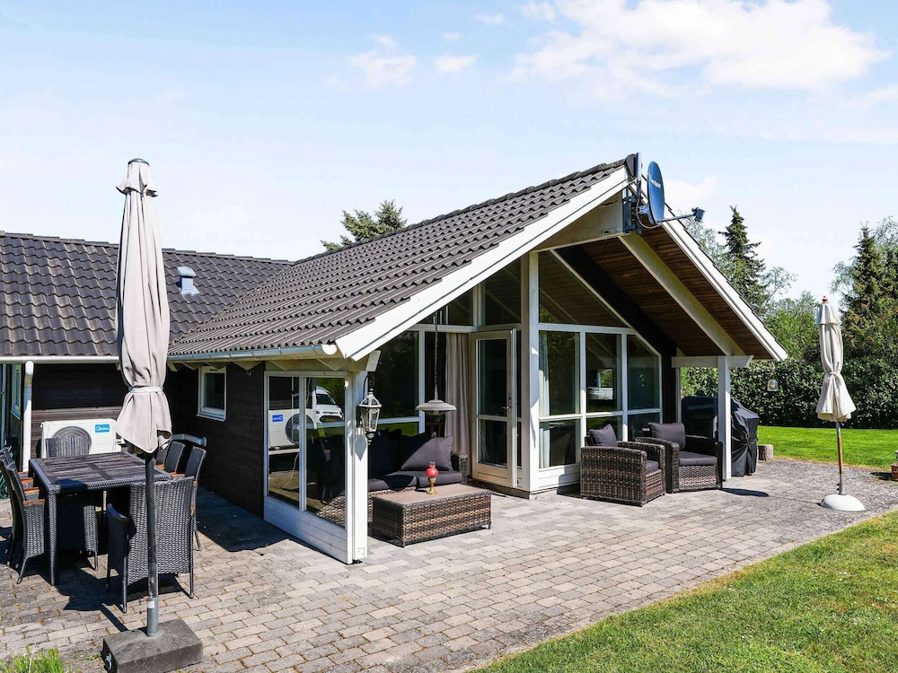 5 Star Holiday Home in Tikob