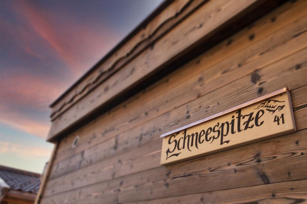 Chalet in Neukirchen Near Wildkogel Ski Slope