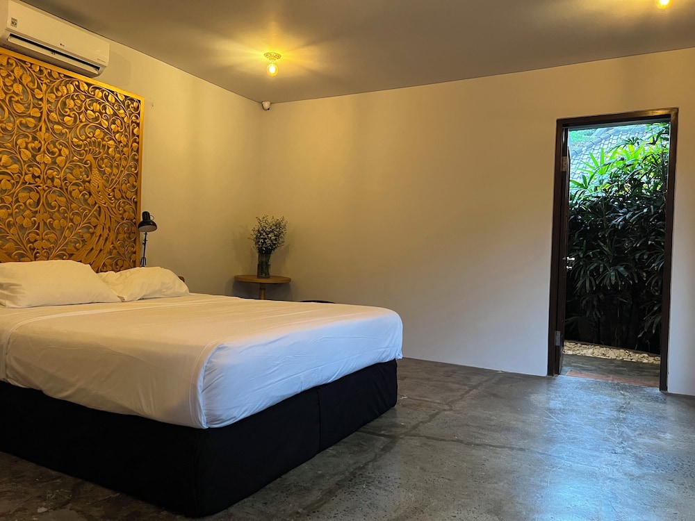 Joyously Raw Villas