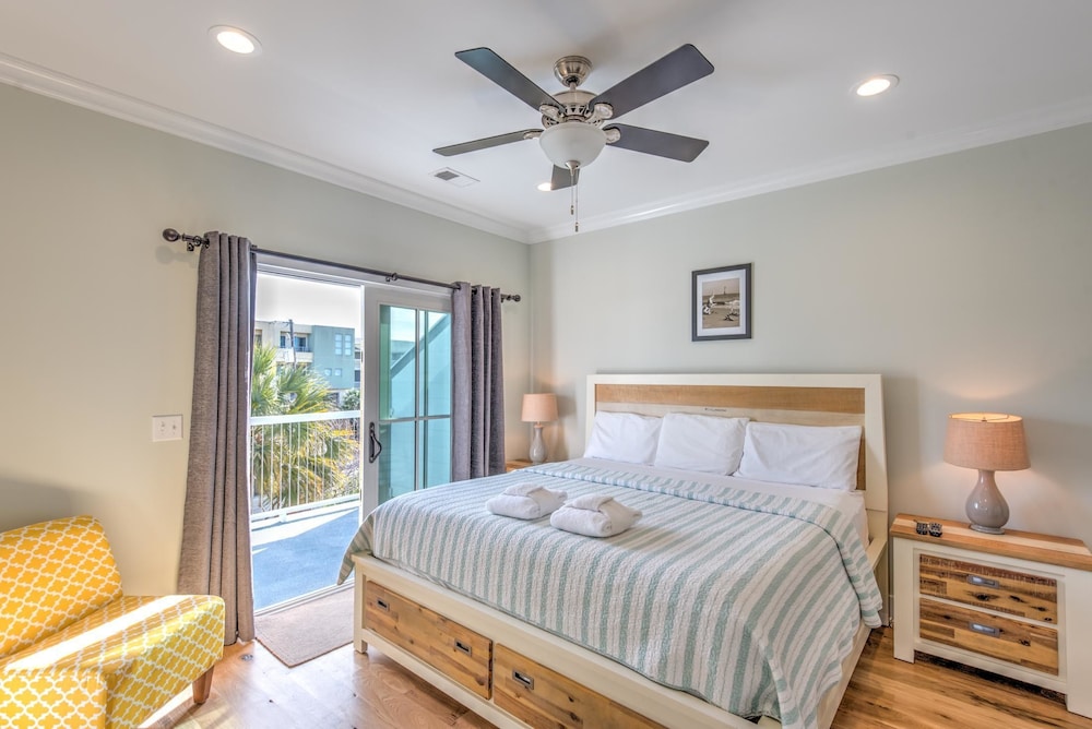 E Ashley A 121 4 Bedroom Holiday Home By My Ocean Rentals