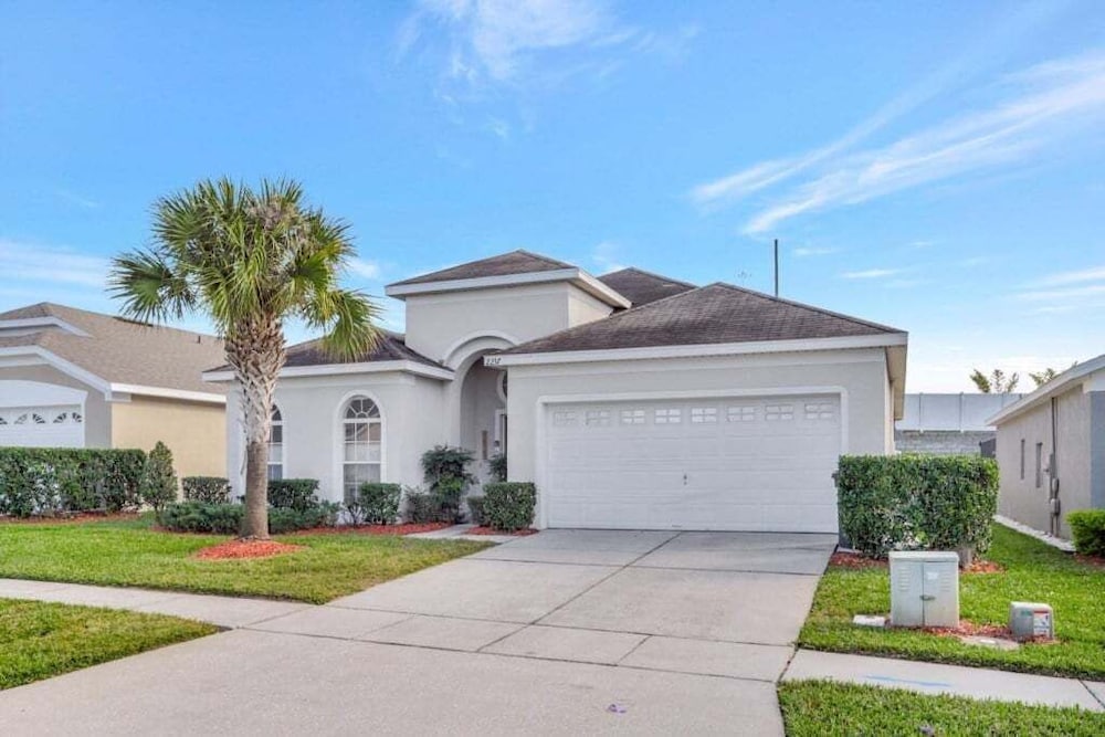 Luxury Windsor Palms Villa W/ Pool Near Disney! 4 Bedroom Villa