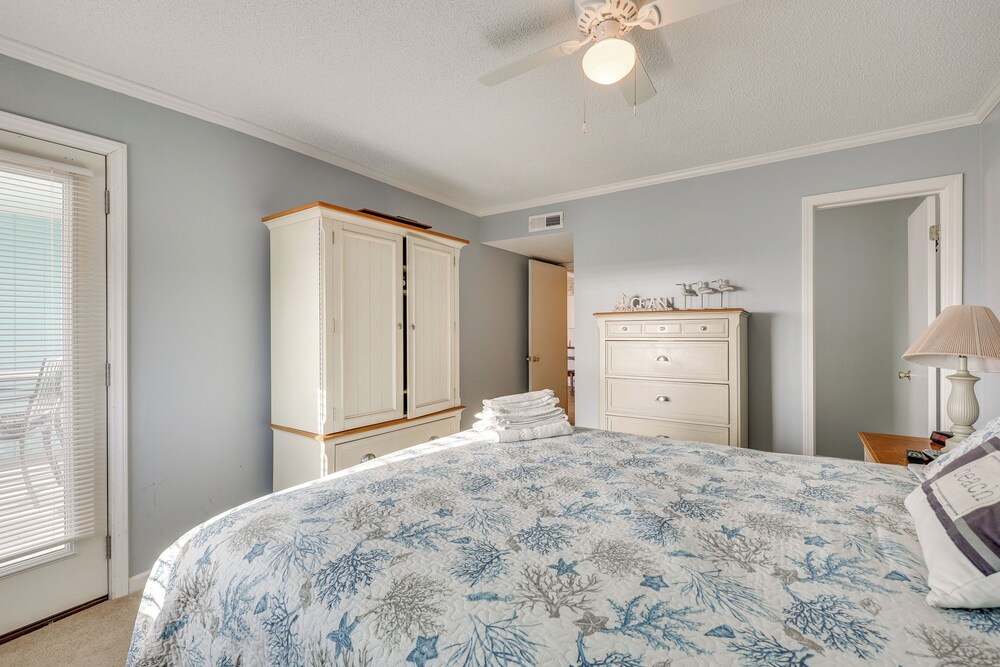 Balcony w/ Ocean Views: Carolina Beach Condo!