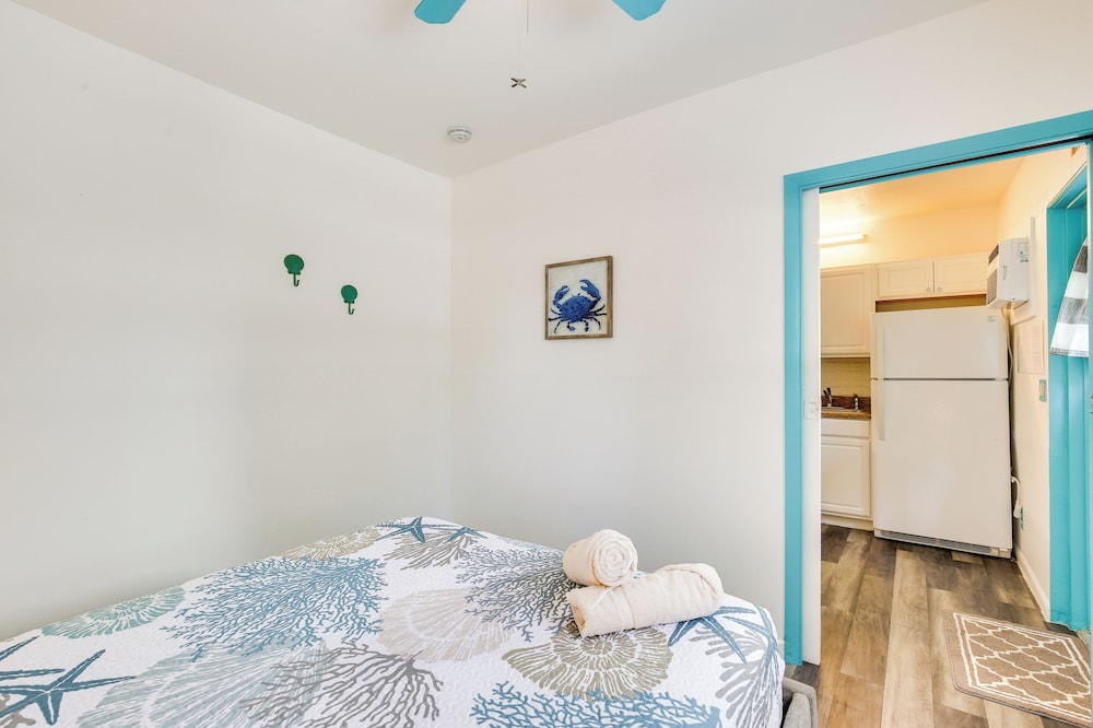 Hollywood Cottage Near Haulover Park: Pets Welcome view 5