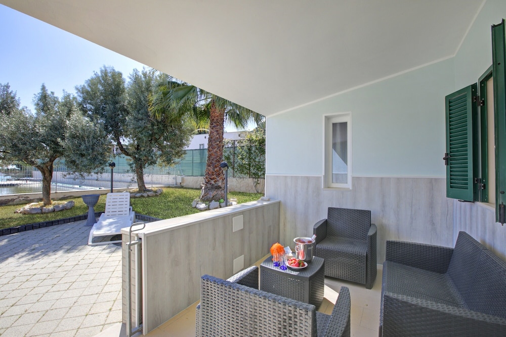 Stella Marina Residence