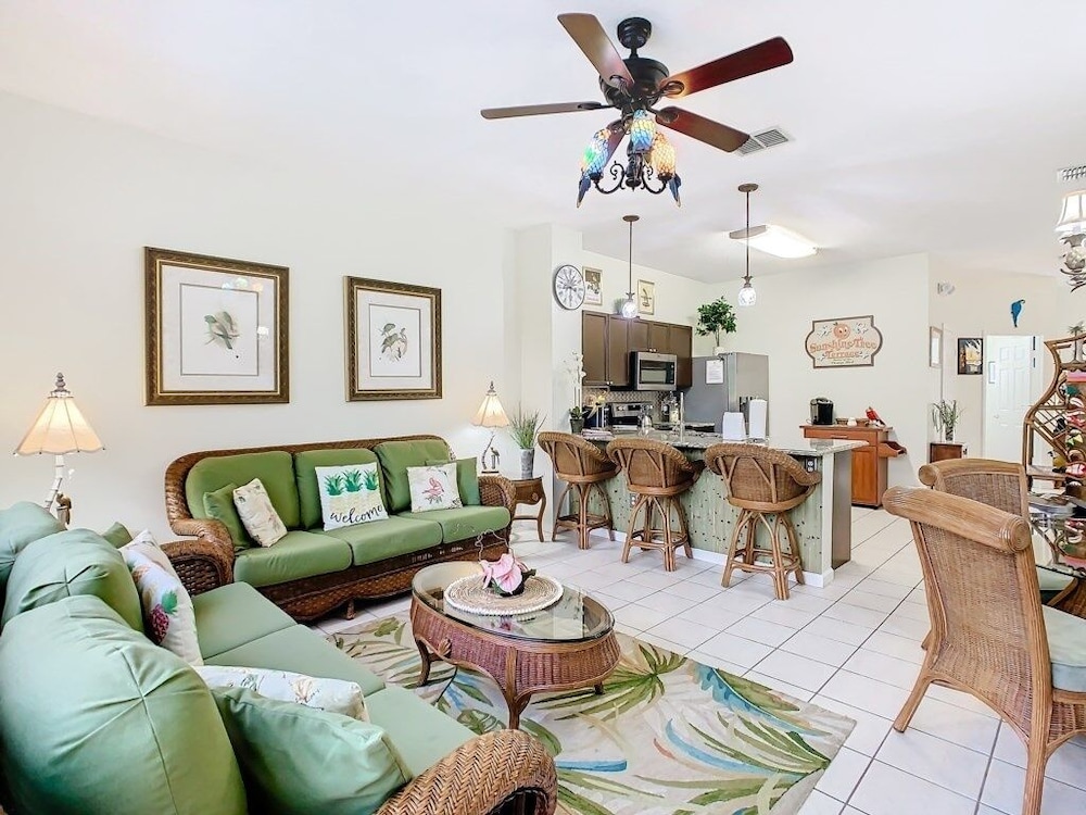 Themed 3-Bedroom Townhome w/Private Pool Near Disney - Windsor Palms 3 Townhouse