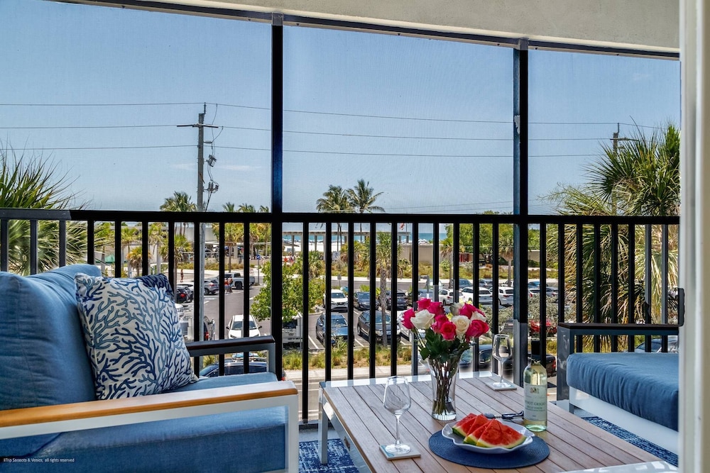 Beach Way With Ocean Views
