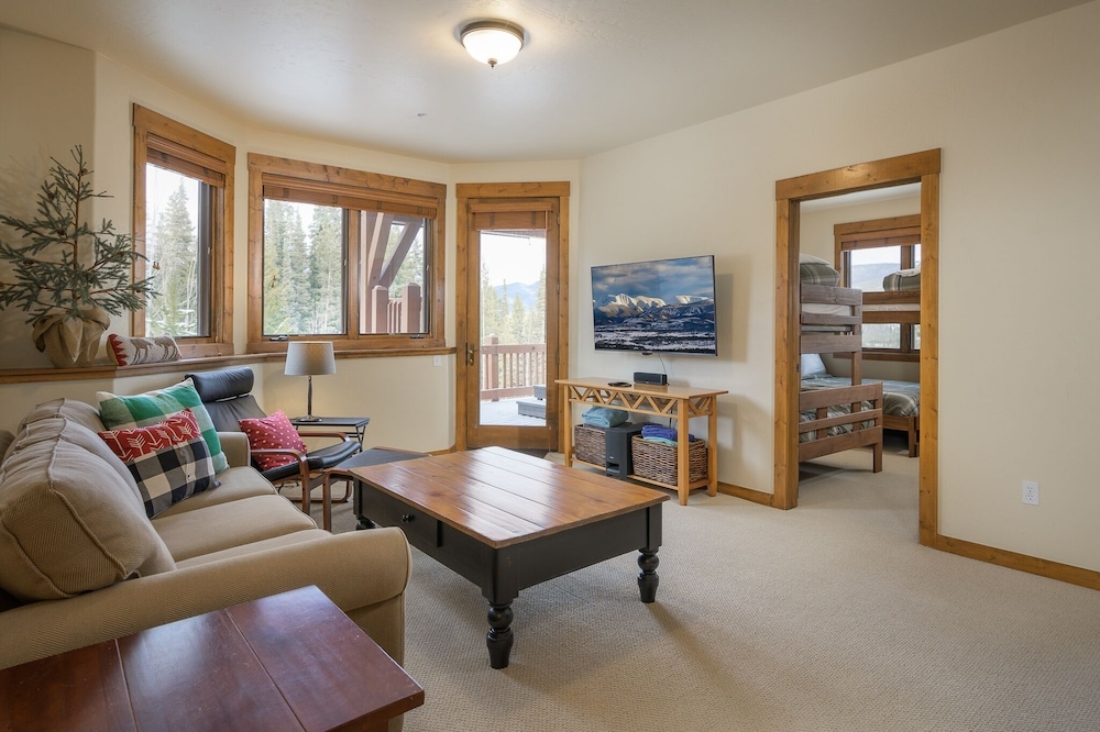 Cloudline Chalet 3 Bedroom Townhouse
