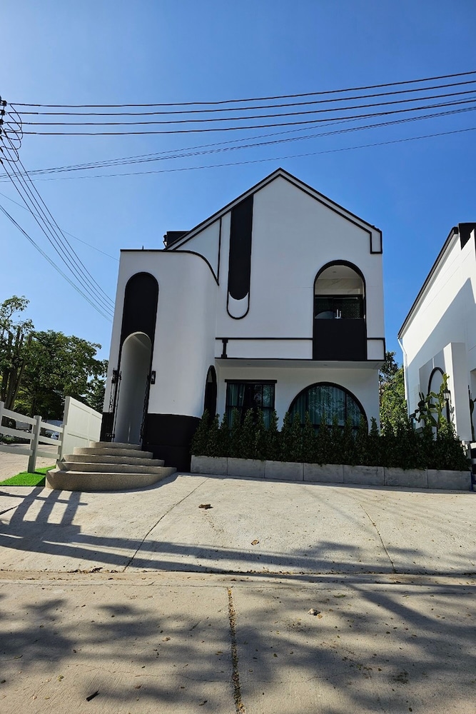 Photo 215