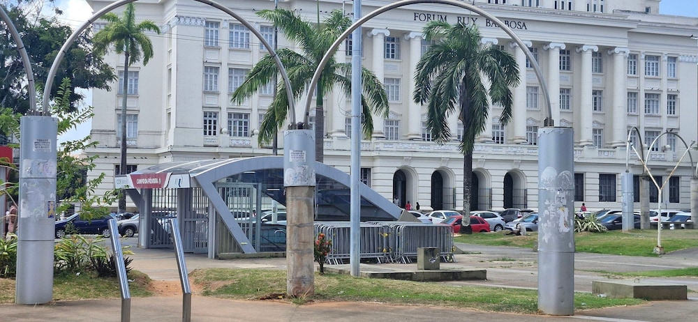 CONAZ0100 - Edifício Larissa