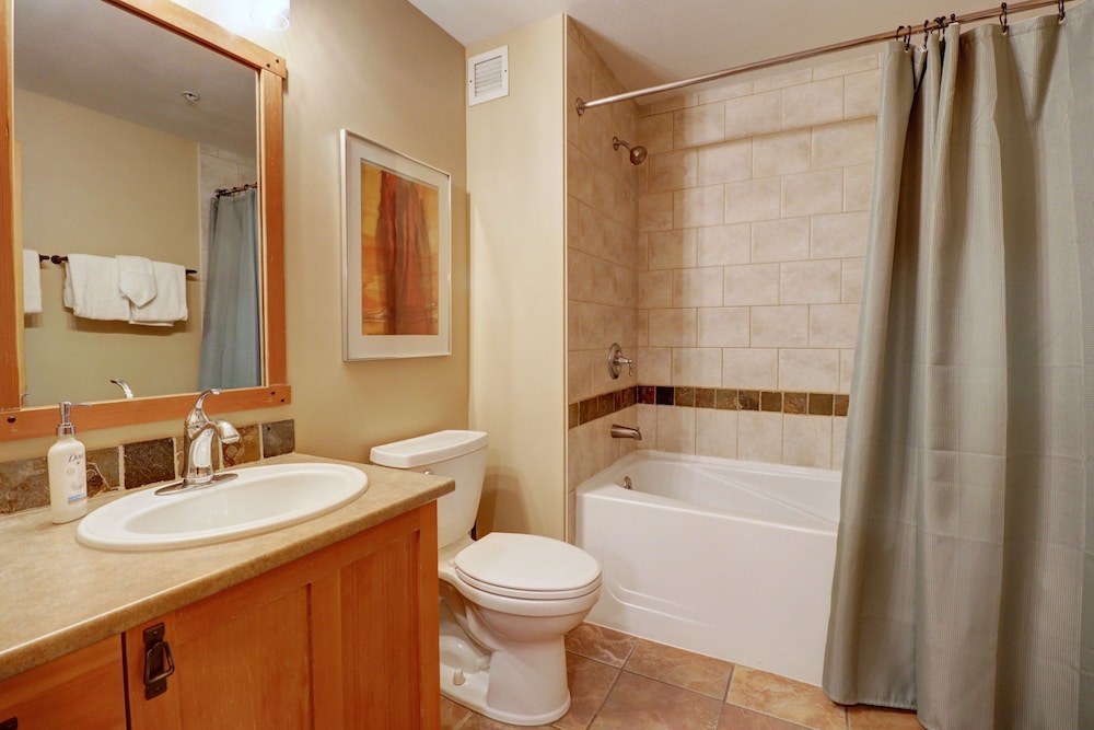 Pp506 Passage Point 1 Bedroom Condo