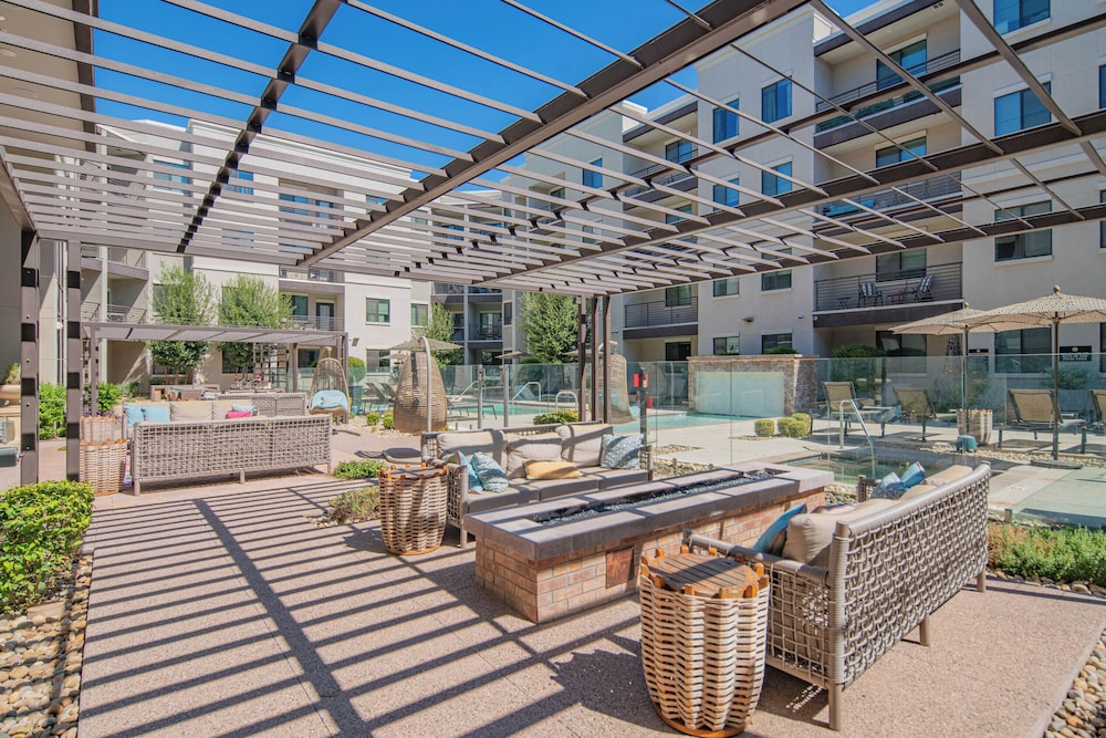 ROVE LIVING/KL - Alta North Central