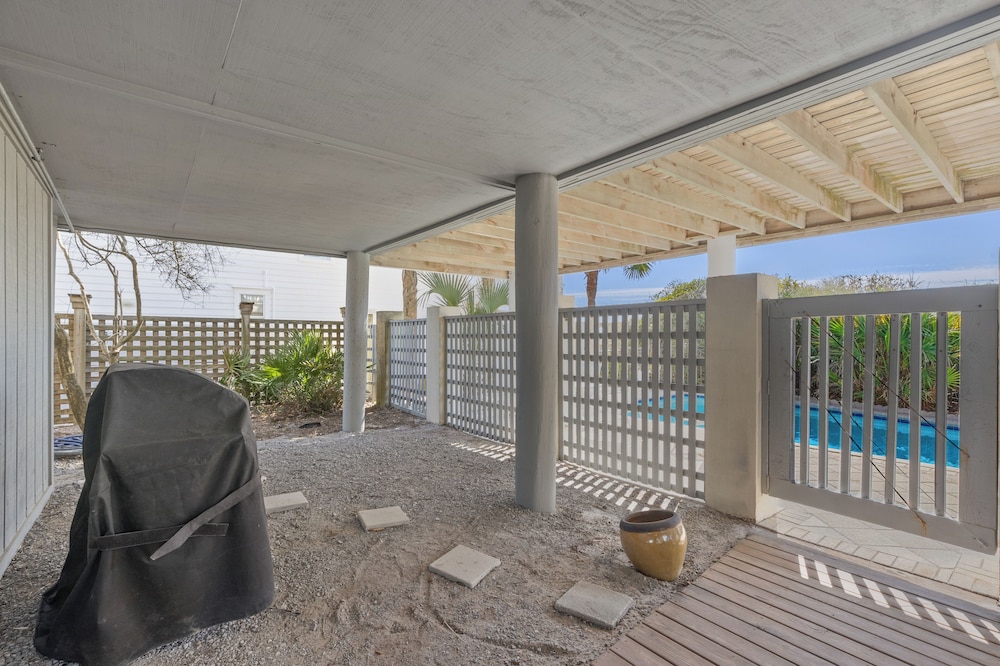 A Winterpast by the Sea - Gulf Front on 30A With Private Pool!