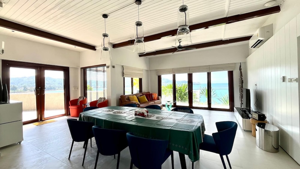 Luxury Seaview 6 Bedrooms With Infinity Pool Villa, Private Gym, Superfast Wifi