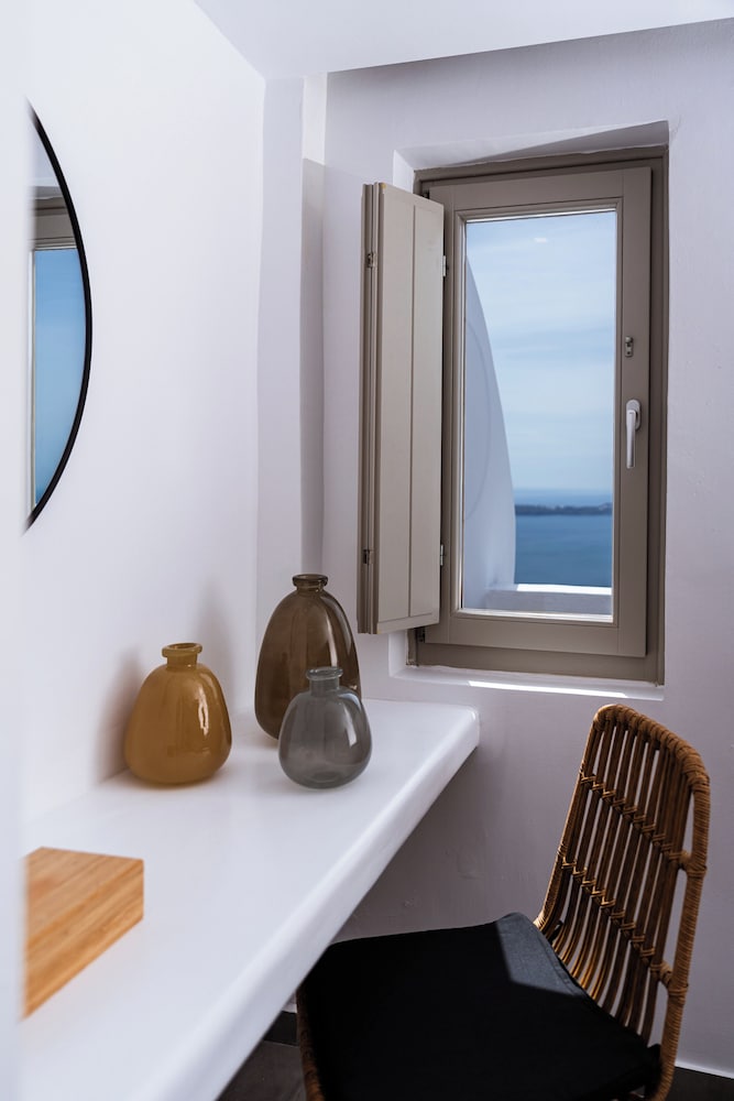 Mardanza Krokos Suites