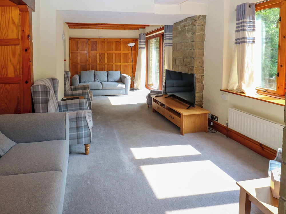 Highwood Lodge