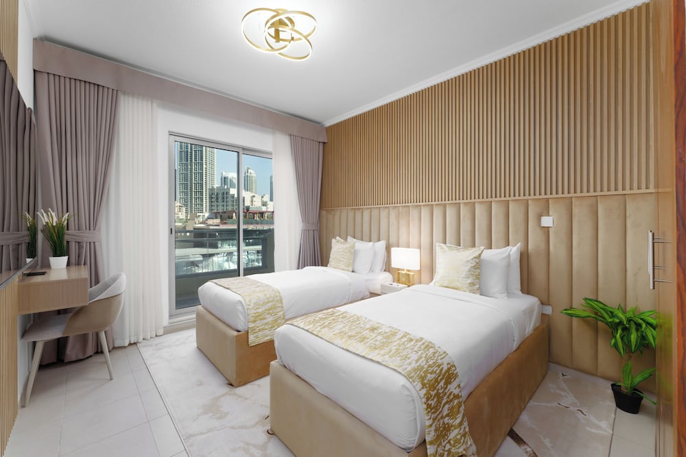 Maison Privee - Exclusive Duplex Villa with Panoramic Terrace Overlooking Burj Khalifa