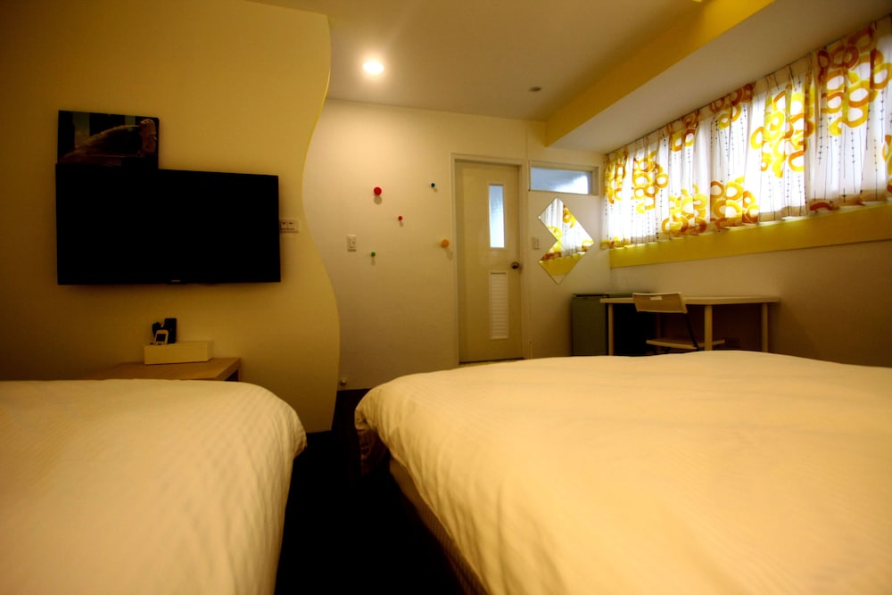 Rainbow Nest Hostel