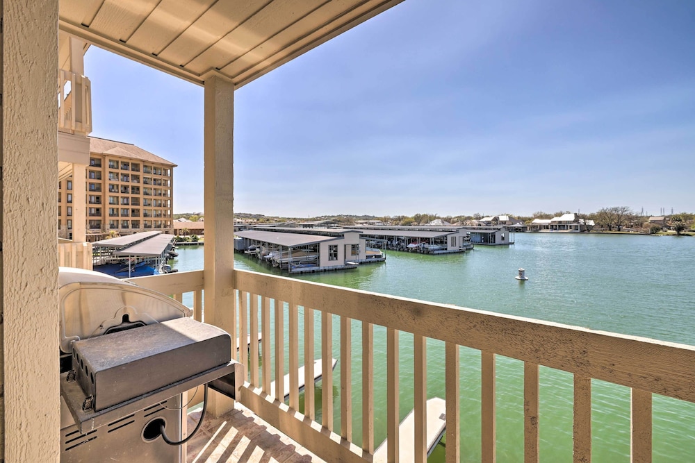 Waterfront Condo With Balcony Dock Access - Property Image 10