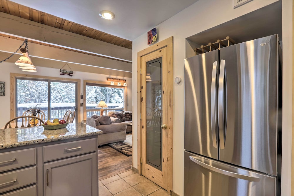 Lake Tahoe Vacations - Incline Village Cabin 3 Mi to Lake Tahoe! - Property Image 23